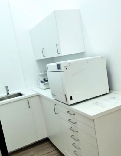 Clínica dental Nelken sala de esterilización